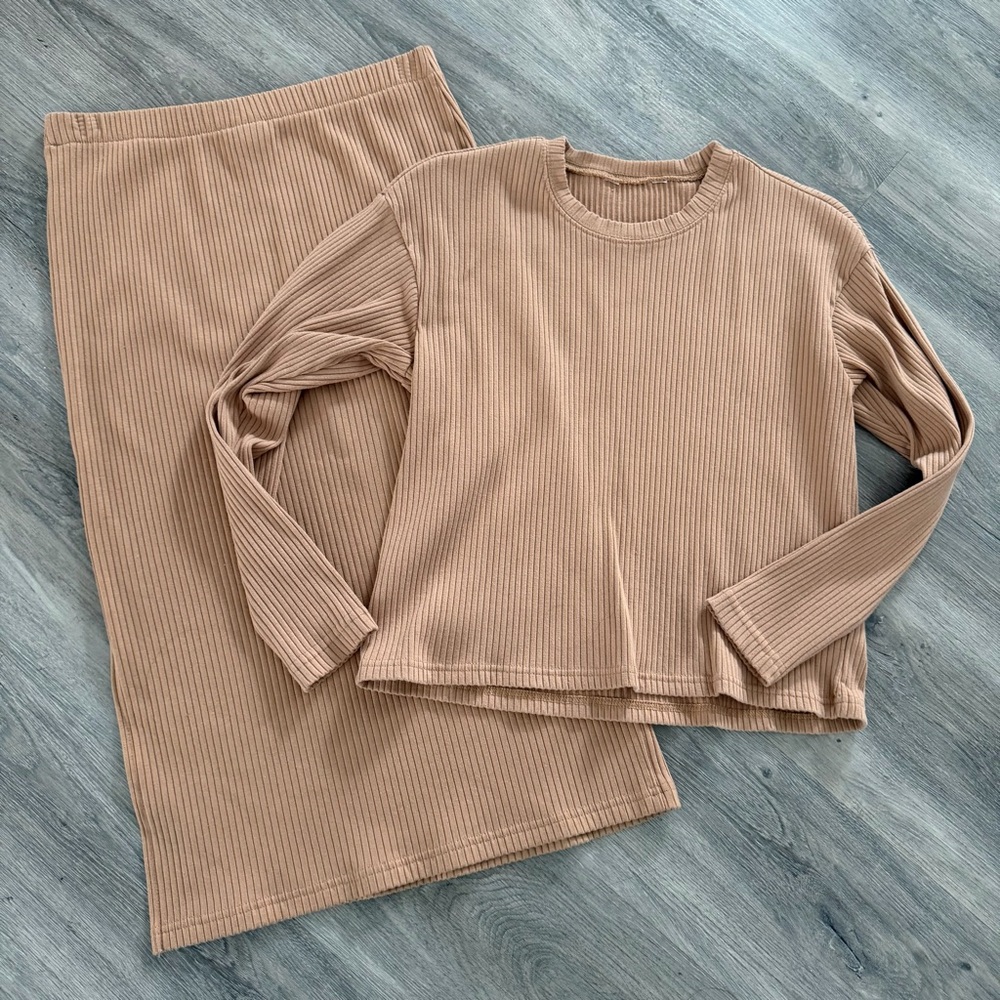 Tan Ribbed Skirt Set